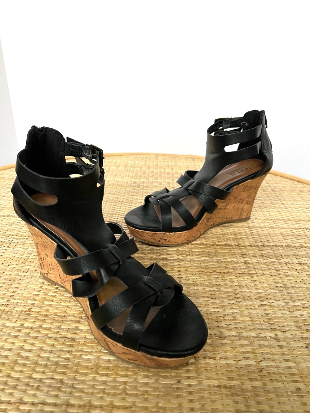 Ana A New Approach black gladiator Wedge Heel Sandals Black Vegan Leather 7.5 - Picture 3 of 10